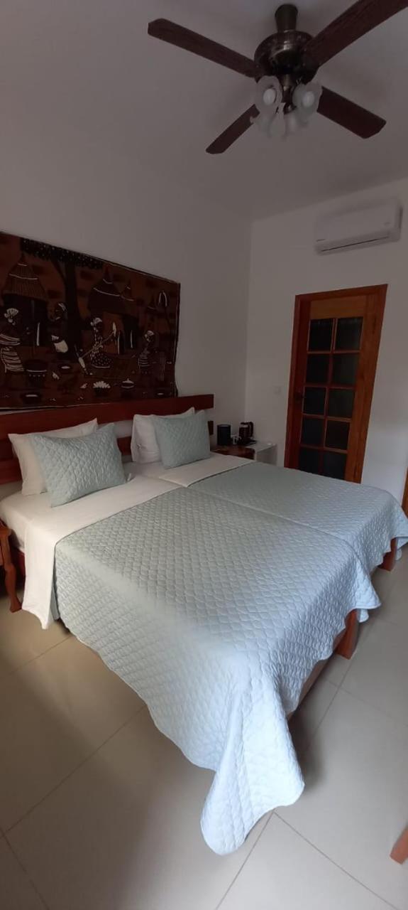 Viajante 3* Tarrafal (Santiago)